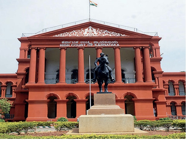 “State Govt Must Come Clean”: Karnataka HC Asks State To Inform Citizens About State’s CoVID Vaccine Shortage